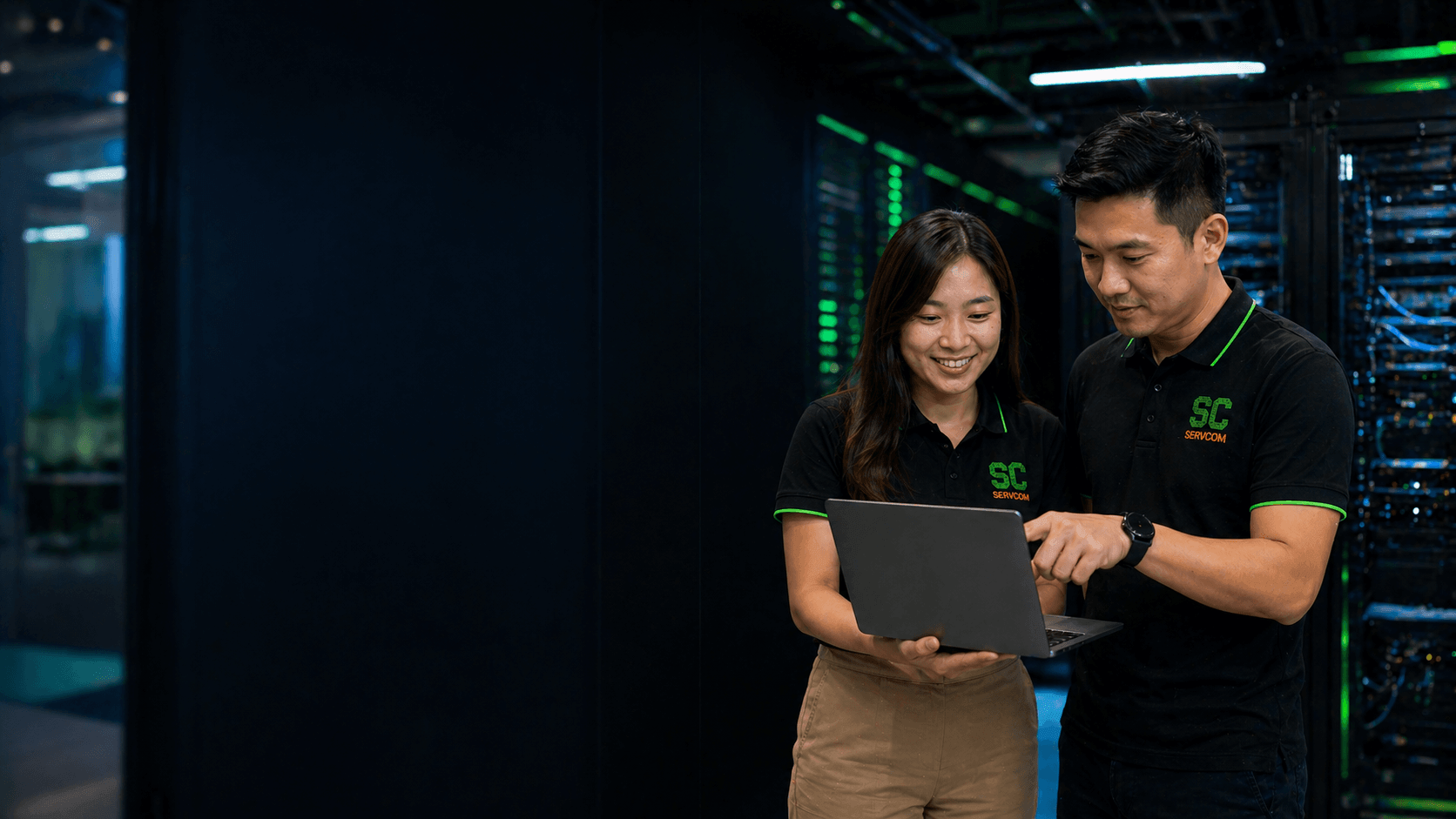 Servcom IT support services Malaysia — engineers providing on-site IT support